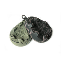 Zwaarden, backleads, broches